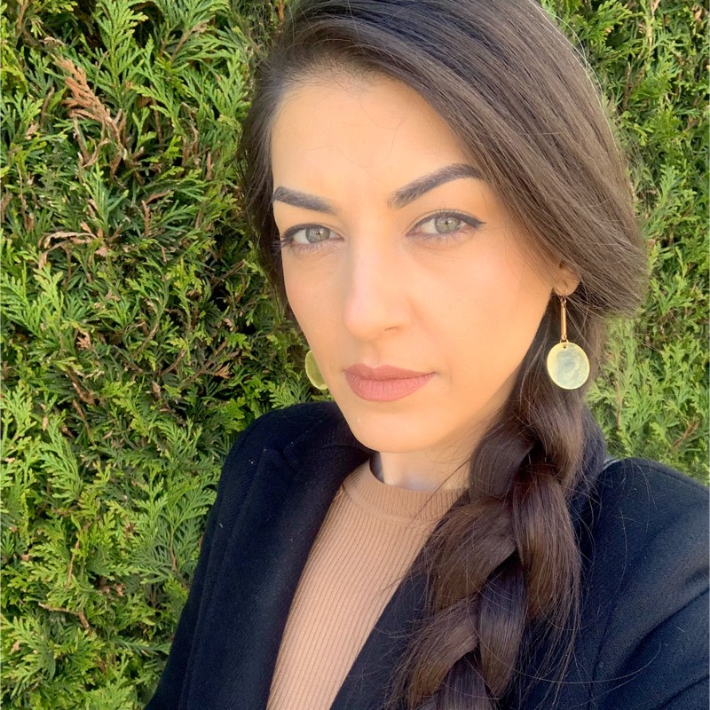 azadeh goodarzidavan